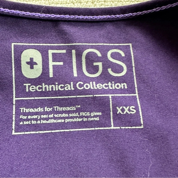 Figs Purple Limited Edition Rama Crewneck Short Sleeve Scrub Top XXS - Picture 3 of 4